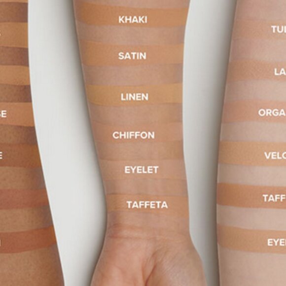 Younique TOUCH complexion+ pressed powder foundation in CHIFFON - Picture 7 of 7